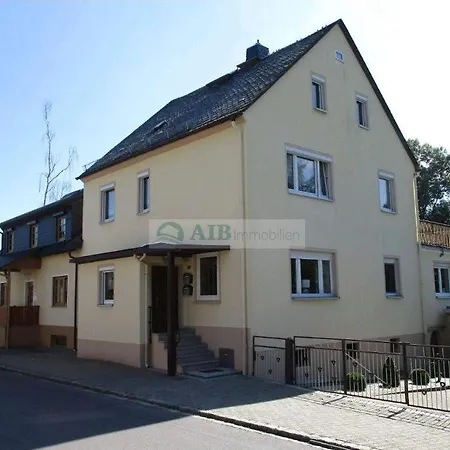 Ruhige Laendliche דירה *